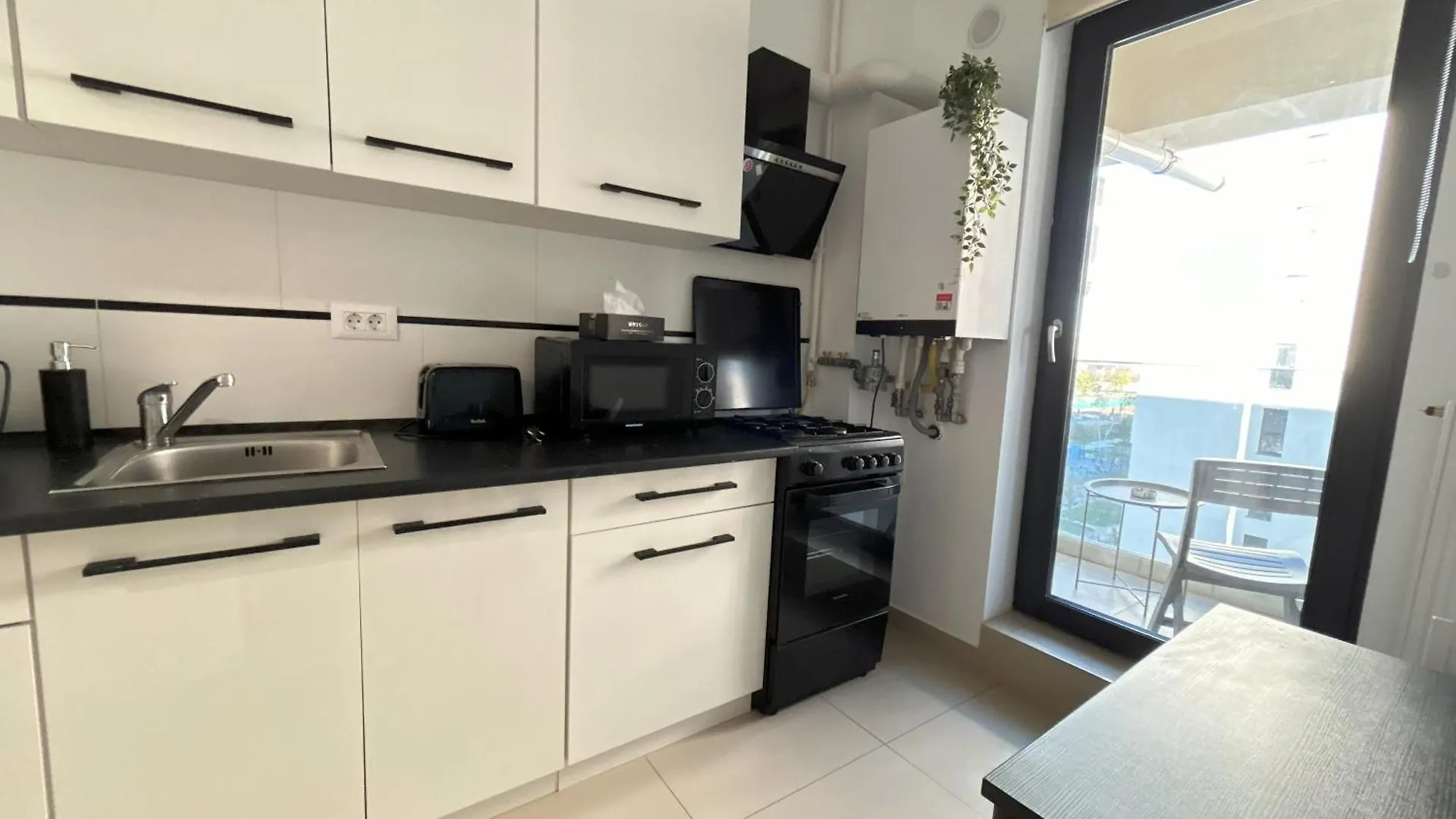 Daire Chic Studio With Balcony At Exigent Plaza - 05 Bükreş Romanya